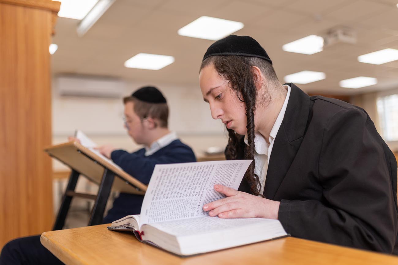 לומדים באוצר התורה